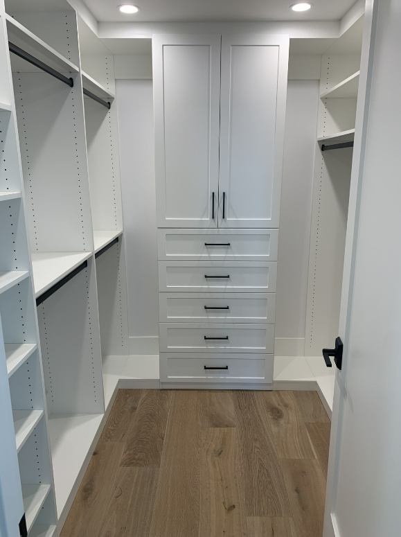 Apex Pro Spaces | Custom Kitchen Cabinets & Countertops
